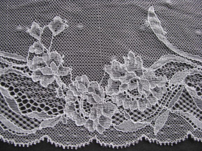 1m elastische XL-Spitze in eisigem silber-grau Fb0037